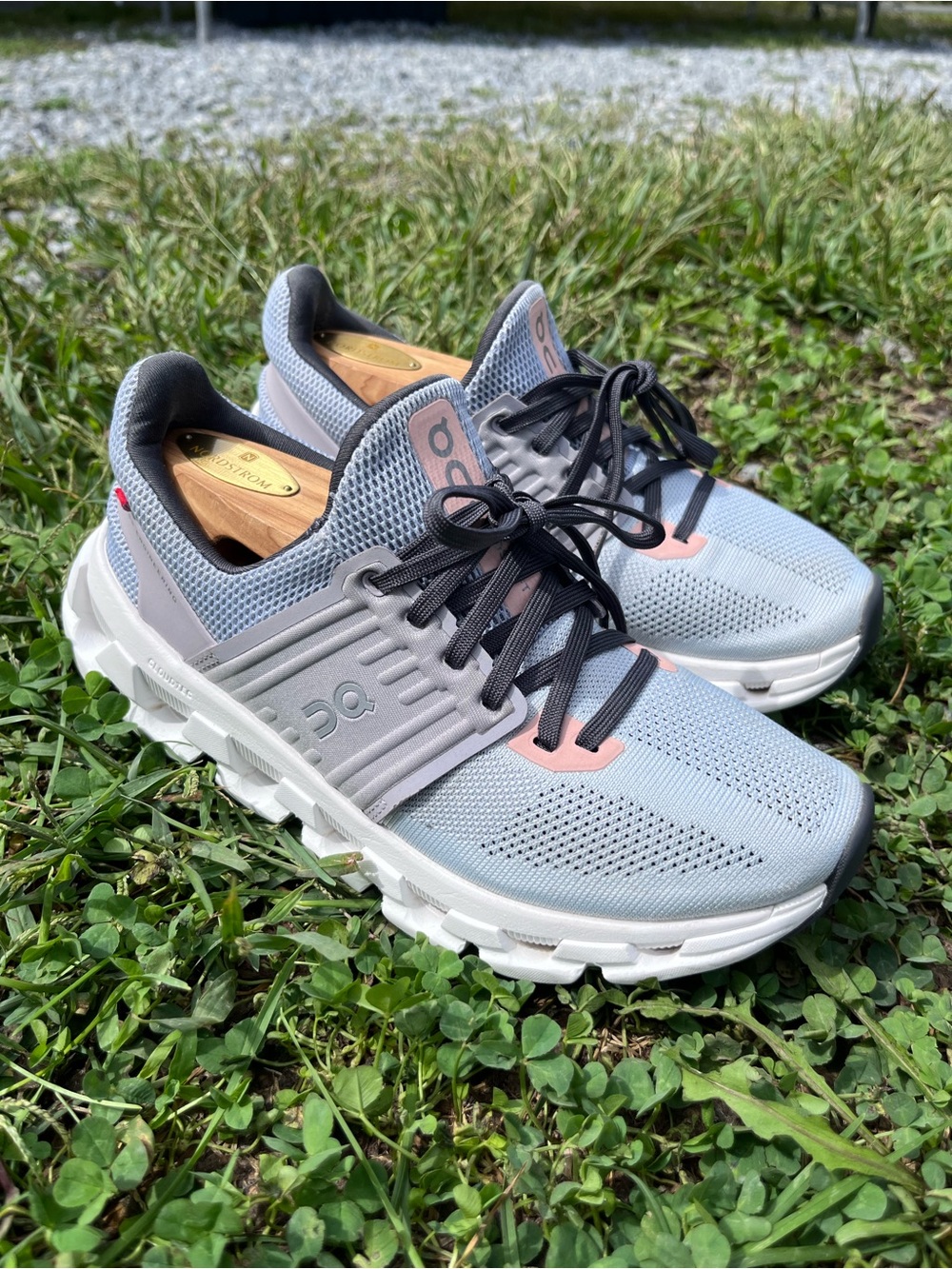 On CloudSwift 3
Athletic/Comfort
Medical Field Shoes 
Size 5.5 Women
Grey Fade